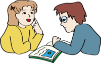 2 Kinder lernen mit einem Buch.